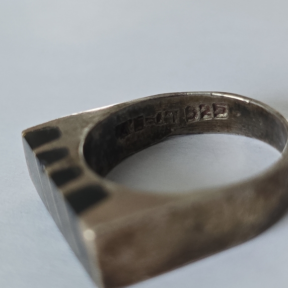 Onyx Band Stacker 925  Sterling Silver ring - Picture 4 of 8